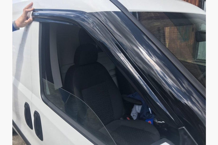 Opel Combo 2012-2018 гг. Ветровики на окна (2 шт, MyRacing) Image
