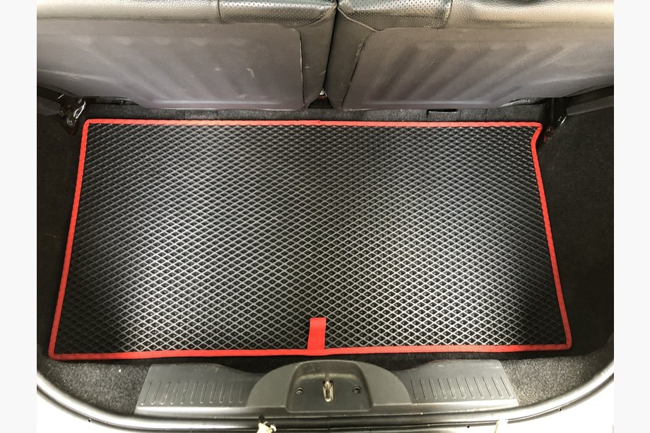 Коврик багажника EVA (для 500, черный) Image Коврик багажника EVA (для 500, черный) Image