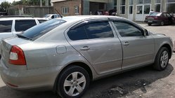 Skoda Octavia II A5 2010-2013 гг. Ветровики LiftBack (4 шт, SIM) фото 1