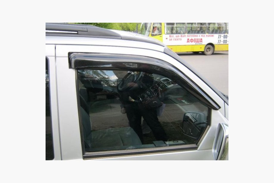 Mercedes Vito W638 1996-2003 гг. Ветровики на окна (2 шт, UA-Sport) Image
