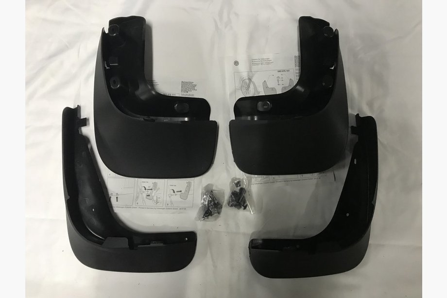 Volkswagen Golf 6 2008-2014 гг. Оригинальные брызговики (4 шт) Image