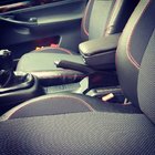 Audi A4 B5 1994-2001 гг. Авточехлы (Экокожа↗Ткань, Premium) фото 1