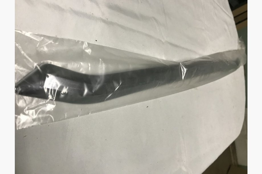 Hyundai IX-35 2010-2015 гг. Накладка на кромку капота (ABS) Image