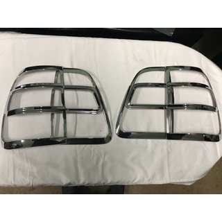 Хромированные накладки на задние фонари (2 шт., пластик) Toyota Land Cruiser 100 1998-2007 гг.