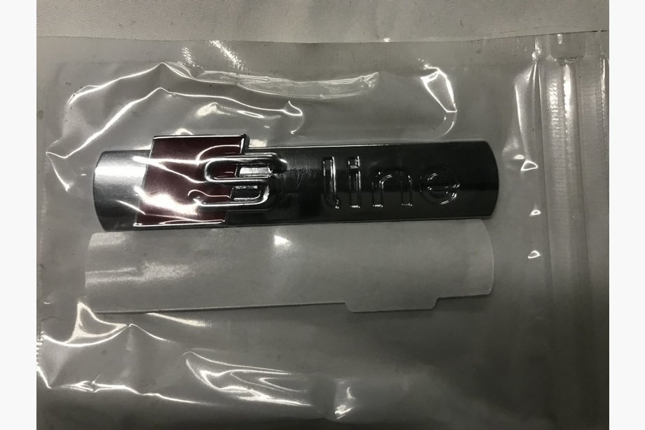 Audi Q7 2005-2015 гг. Эмблема S-Line (Хром) Image