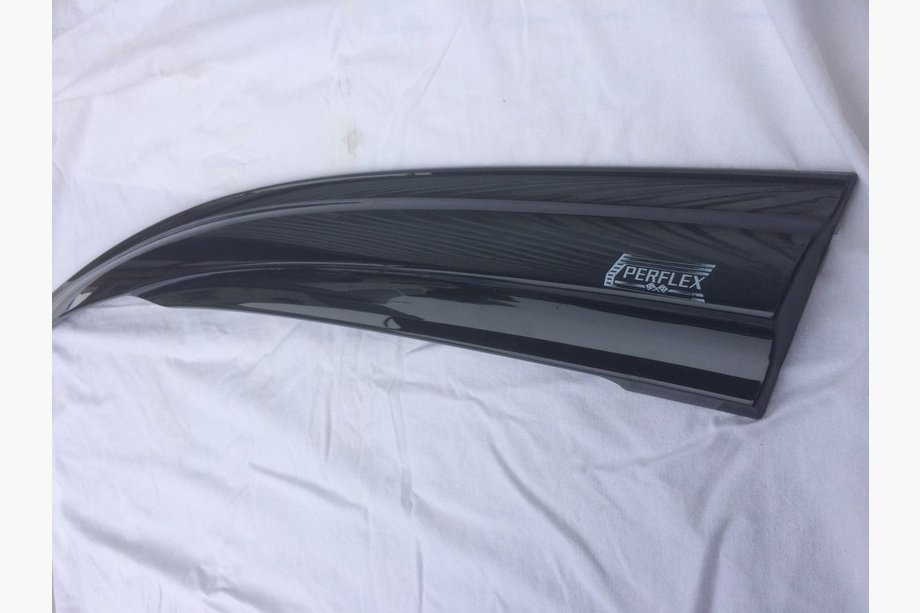 Ford Focus III 2011-2017 гг. Ветровики на окна (6 шт, Perflex Sport) Хэтчбек Фото 3