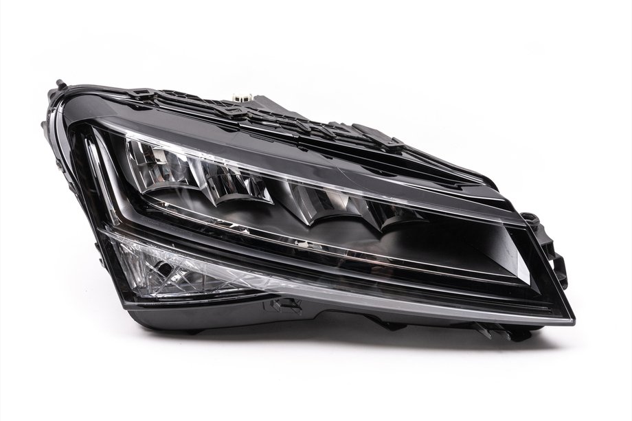 Skoda Superb Передняя фара LED (Правая, Оригинал, Б.У.) Image
