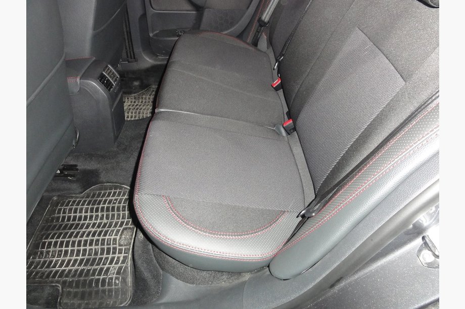 Volkswagen Golf 6 2008-2014 гг. Авточехлы SoyuzAuto Premium Фото 4