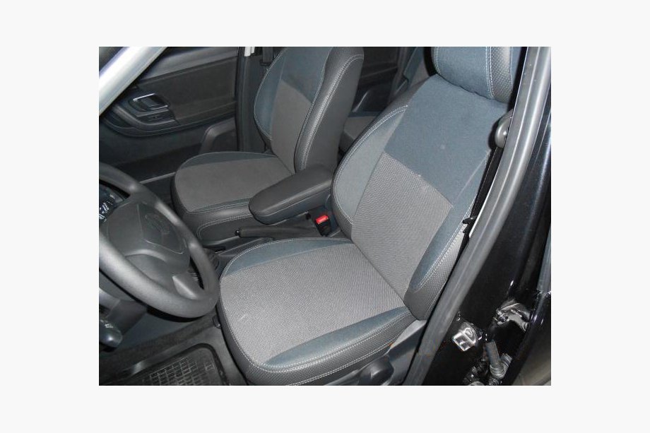 Skoda Roomster 2006-2015 гг. Авточехлы SoyuzAuto Premium Image