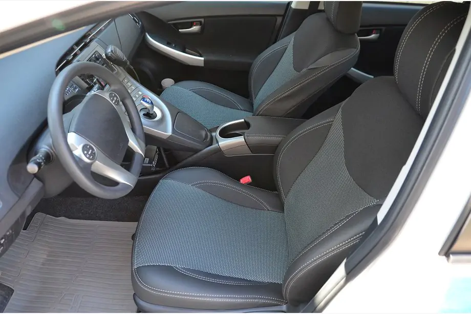 Toyota Prius 2009-2015 гг. Авточехлы SoyuzAuto Premium Image