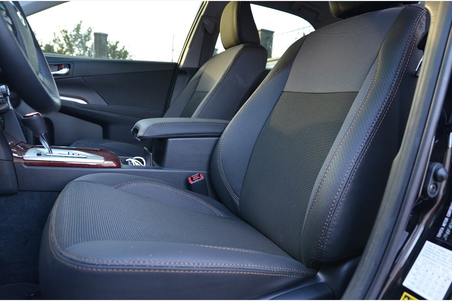 Toyota Camry 2011–2017 гг. Авточехлы (Эко-кожа↗Ткань, Premium) Image