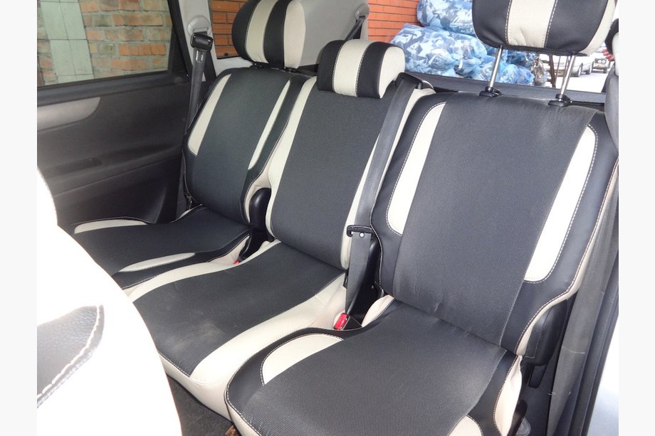 Toyota Avensis 2009-2018 гг. Авточехлы (Экокожа↗Ткань, Premium) Image