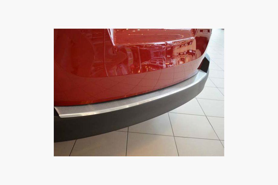 Toyota Rav 4 2013-2018 гг. Накладка на задний бампер с загибом Nataniko (нержавейка) Фото 2