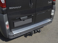 Renault Trafic 2001-2015 гг. Накладка на задний бампер с загибом Nataniko (нержавейка) фото 1