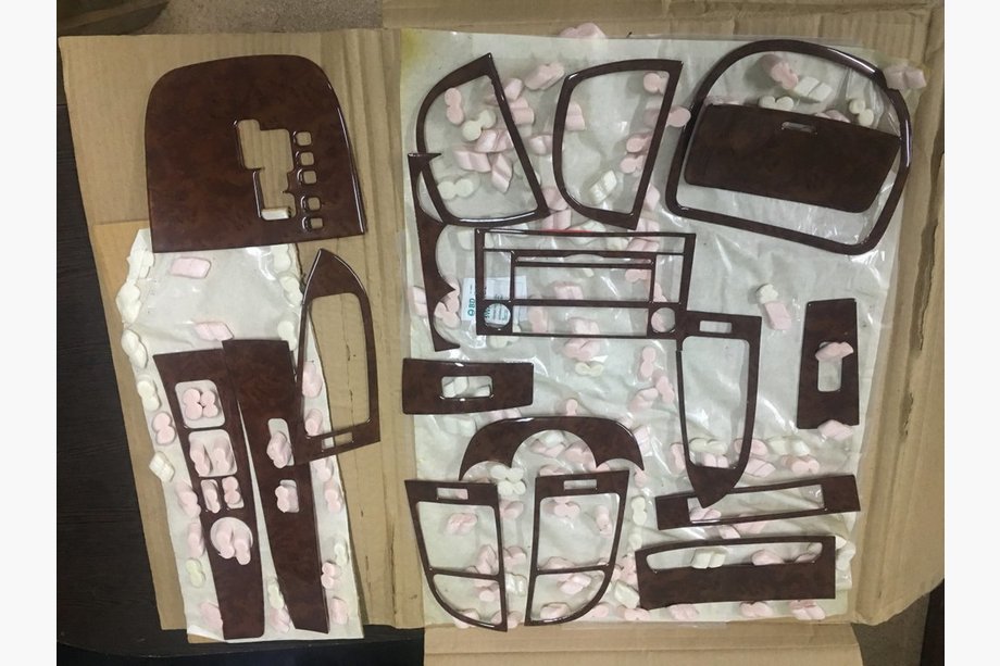 Hyundai Santa Fe 2 2006-2012 гг. АКЦИЯ! Накладки на панель приборов (USA) Image