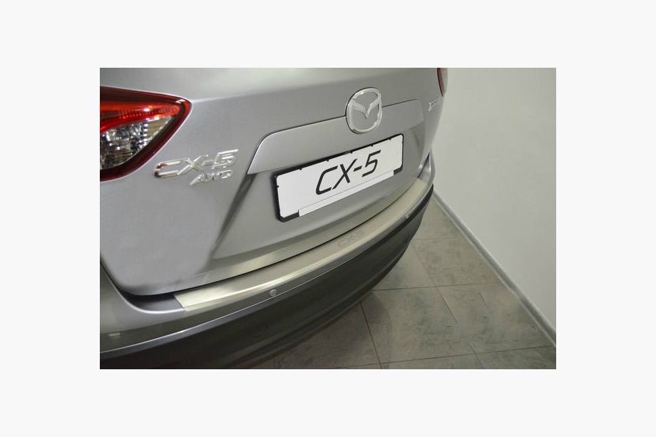 Mazda CX-5 2012-2017 гг. Накладка на задний бампер с отбортовкой Natanika (нержавейка) Image