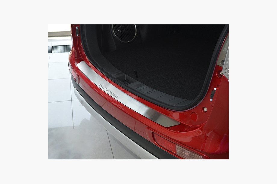 Mitsubishi Outlander 2012-2021 гг. Накладка на задний бампер Nataniko (нержавейка) Фото 1