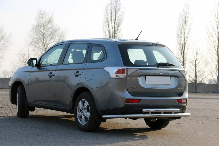 Mitsubishi Outlander 2013 Задняя дуга AK004 Image