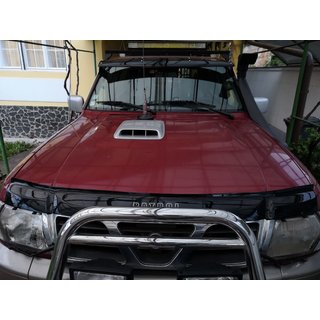 Дефлектор капота 1997-2004 (VIP) Nissan Patrol Y61 1997-2011 гг. фото 1