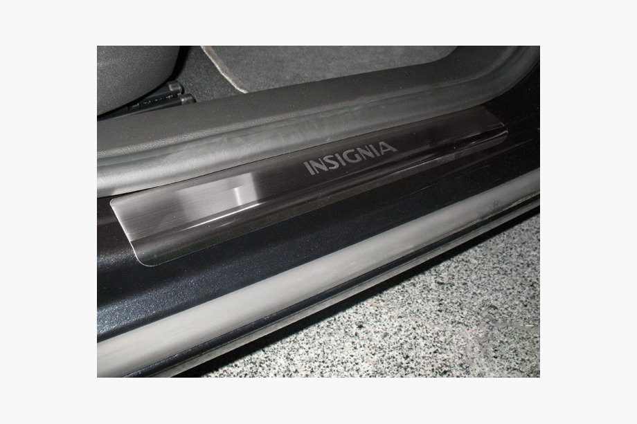 Opel Insignia 2008-2017 гг. Накладки на пороги Natanika Premium (4 шт, нержавейка) Image