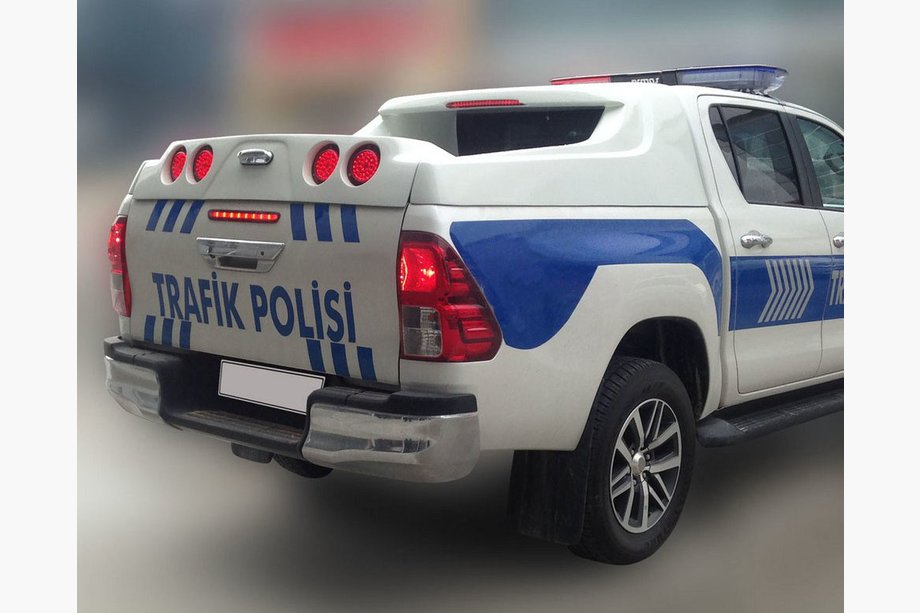 Toyota Hilux 2015- гг. Кунг GRAND BOX Image