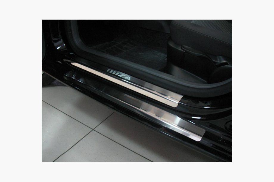 Seat Ibiza 2010-2017 гг. Накладки на Пороги Nataniko (8 шт., Нержавейка) Image