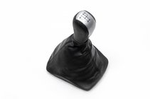 РАСПРОДАЖА! Ручка КПП с чехлом (серая вставка, 5-ступка) фото 1 РАСПРОДАЖА! Ручка КПП с чехлом (серая вставка, 5-ступка) фото 1