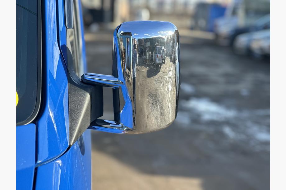 Накладки на боковое зеркало авто Mercedes Sprinter W901 Image