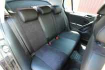 Volkswagen Golf 6 2008-2014 гг. Авточехлы экокожа+ткань+алькантара Antara A001 (полный салон) фото 2