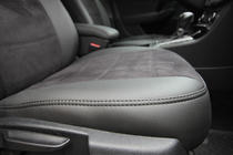 Volkswagen Passat B7 2012-2015 гг. Авточехлы экокожа+ткань+алькантара Antara A001 (полный салон) фото 15