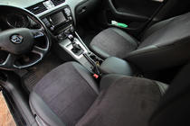 Skoda Octavia III A7 2013-2019 гг. Авточехлы экокожа+ткань+алькантара Antara A001 (полный салон) фото 6