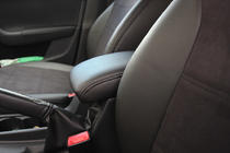 Skoda Octavia III A7 2013-2019 гг. Авточехлы экокожа+ткань+алькантара Antara A001 (полный салон) фото 10