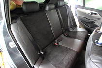 BMW X1 E84 2009-2015 гг. Авточехлы экокожа+ткань+алькантара Antara A001 (полный салон) фото 1