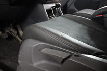 Volkswagen Touran 2003-2010 гг. Авточехлы экокожа+ткань+алькантара Antara A001 (полный салон) фото 12