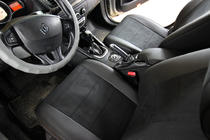 Renault Megane III 2009-2016 гг. Авточехлы экокожа+ткань+алькантара Antara A001 (полный салон) фото 5