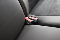 Renault Megane III 2009-2016 гг. Авточехлы экокожа+ткань+алькантара Antara A001 (полный салон) фото 7