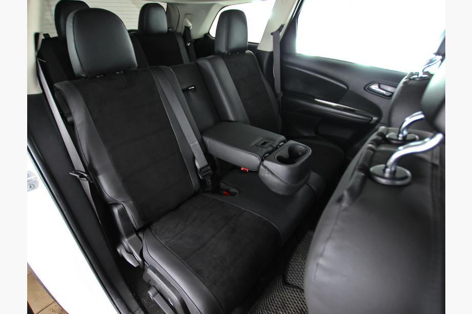 Dodge Journey 2008-2020 гг. Авточехлы ЭкоКожа+Ткань+Алькантара Antara A001 (3 Ряда) Фото 4