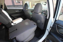 Nissan X-trail T32/Rogue 2014-2021 гг. Авточехлы ЭкоКожа+Ткань+Алькантара Antara A0013 (Полный Комплект) фото 5