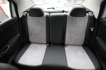 Citroen C-Elysee 2013-2022 гг. Авточехлы Эко-кожа+Ткань+Алькантара Antara A0010 (Полный комплект) фото 4