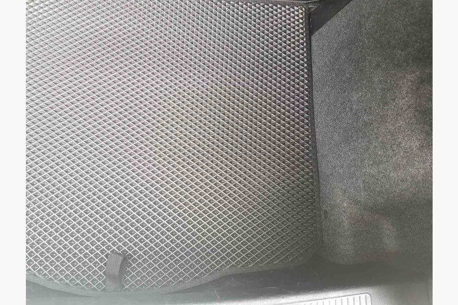 Fiat Punto Grande/EVO 2006-2018 гг. Коврик багажника EVA (черный) Фото 3