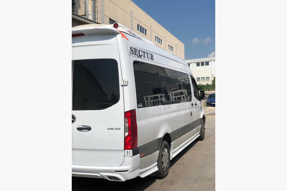 Mercedes Sprinter W907/W910 2018- гг. Комплект порогов (грунт под покраску) L4 - Extra Long Фото 5