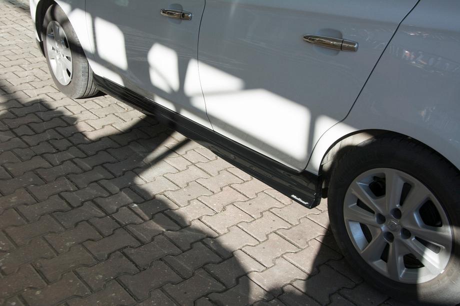 Opel Corsa E 2015-2019 гг. Боковые пороги (грунтованные под покраску) Image