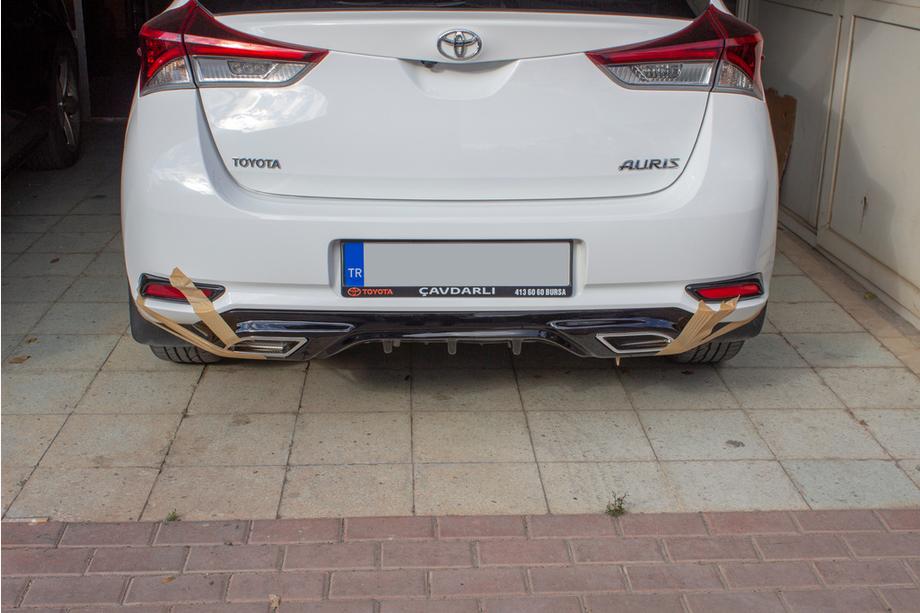 Toyota Auris 2012-2018 гг. Диффузор заднего бампера (2016-2018, грунт под покраску) Image