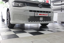 Накладка на передний бампер (под покраску) фото 2