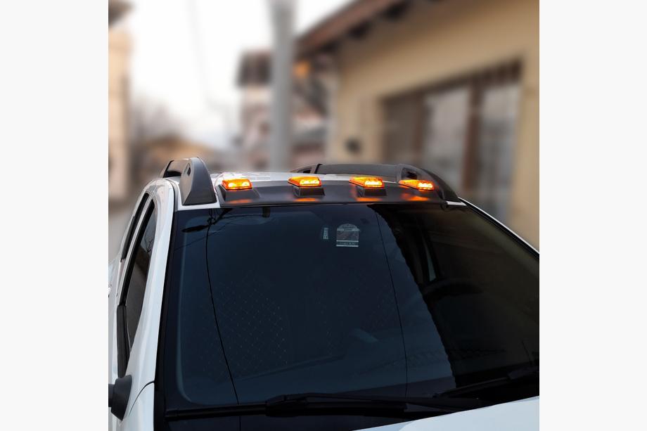 Renault Duster 2018-2024 гг. Козырек лобового стекла V2 (LED) Фото 5
