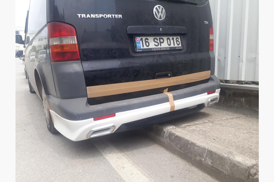 Volkswagen T6 2015-2024 гг. Задняя нижняя накладка Sport 3 (грунтованная под покраску) Фото 5
