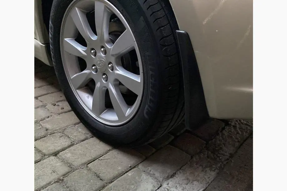 Subaru Legacy 2003-2009 гг. Оригинальные брызговики Premium 2006-2009 (4 шт) Image