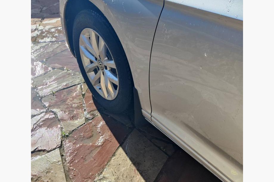 Volkswagen Passat B8 2015-2023 гг. Брызговики Premium 2015-2018 SD/SW (EU, 4 шт) Image