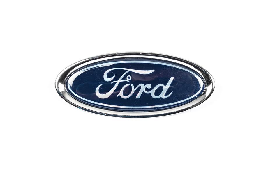 Ford Fiesta 2008-2017 гг. Передний эмблема (на клипсах) Image