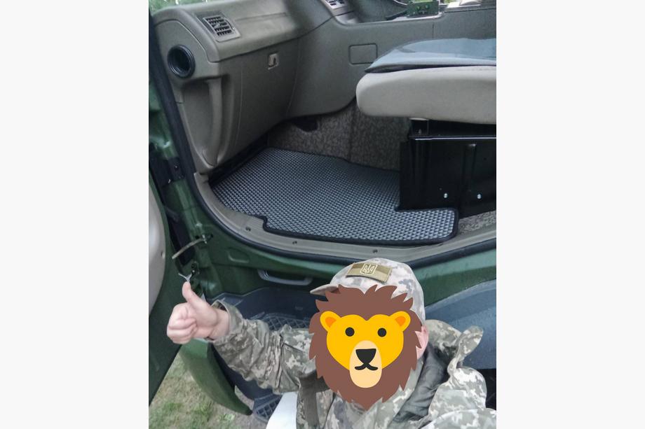 Коврики EVA только для военной техники (черные) Image